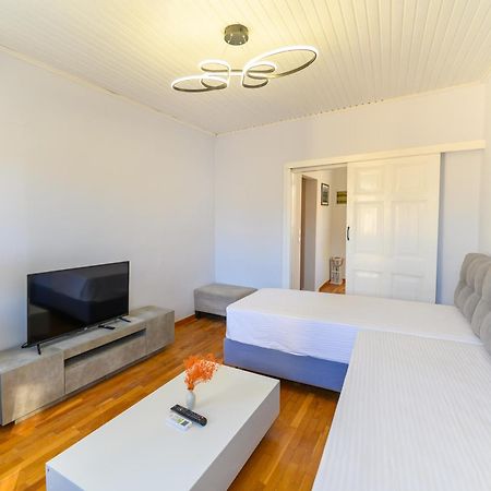 Mitropoleos Suite Corfu  Экстерьер фото